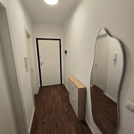 Apartman Urban Oasis 2 *